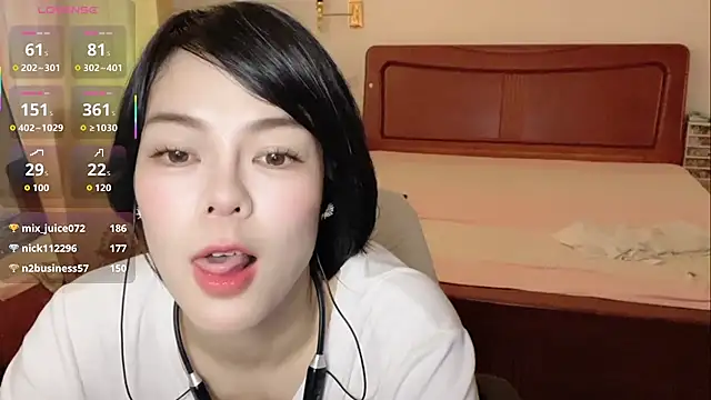 Linda-LL's Webcam Show