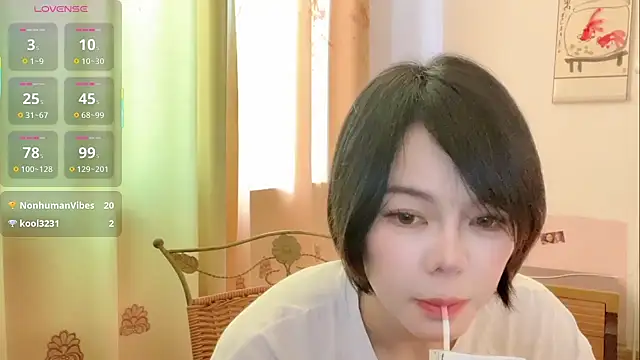 Linda-LL's Live XXX Chat