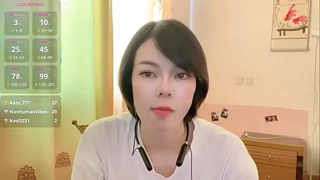 Linda-LL's Webcam Show