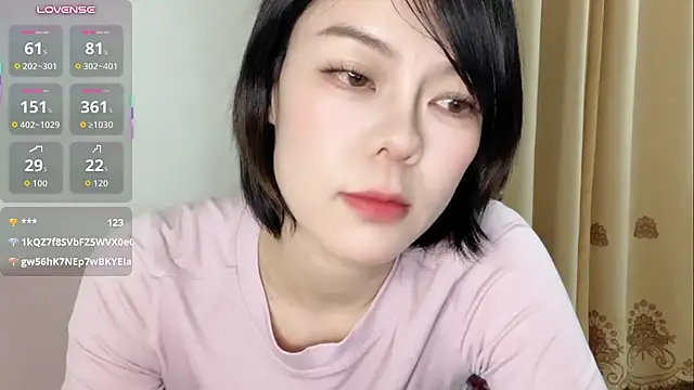 Linda-LL's Webcam Show