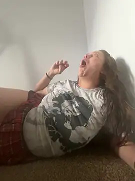IvanaPlenty Show Webcam