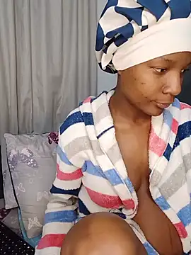 SHANTYBABE – Naživo XXX chat