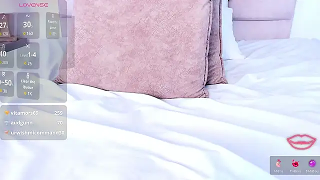 Thayler_jones 网络视讯表演