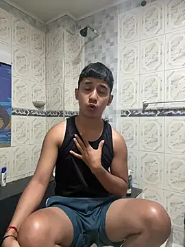 Thayler_jonesn Webbikameraesitys