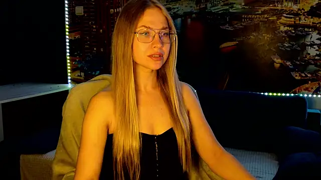 pusyavykusya's Live XXX Chat