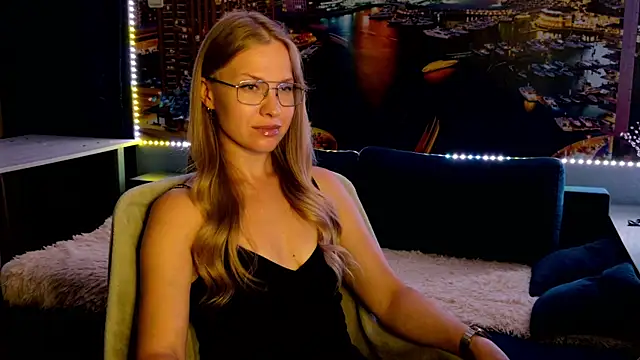 XXX chat uživo modela pusyavykusya