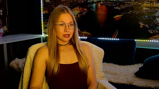 XXX chat uživo modela pusyavykusya