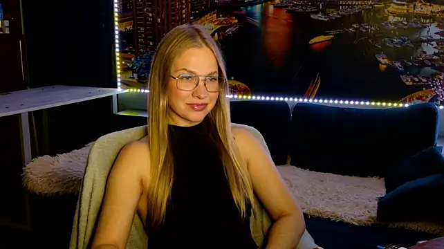 pusyavykusya's Live XXX Chat