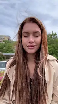 Онлайн чат XXX KikiWatson