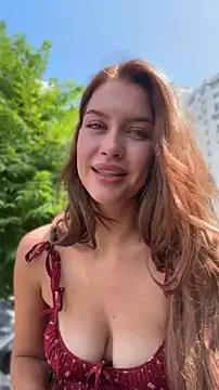 KikiWatson's Live XXX Chat