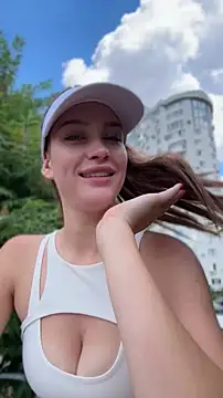 KikiWatson live XXX chat
