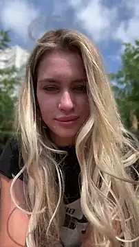 Živý XXX chat KikiWatson