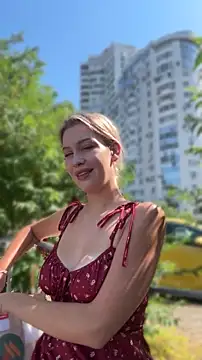 KikiWatsonn Webbikameraesitys