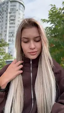 KikiWatson Live XXX-Chat