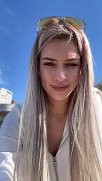 Chat XXX Live KikiWatson