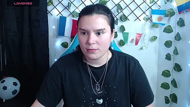 Nika_1_ élő XXX-chatje