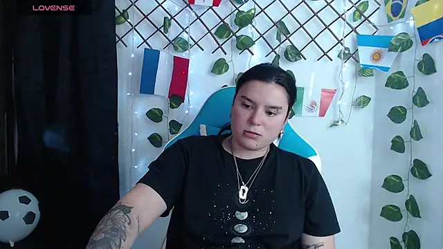 Nika_1_ – Live XXX-chat
