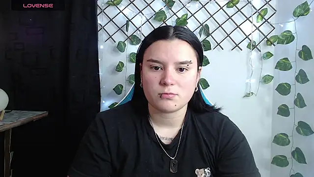 Nika_1_ Chat XXX in diretta