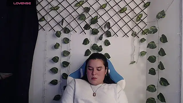 Nika_1_ Live XXX-chat