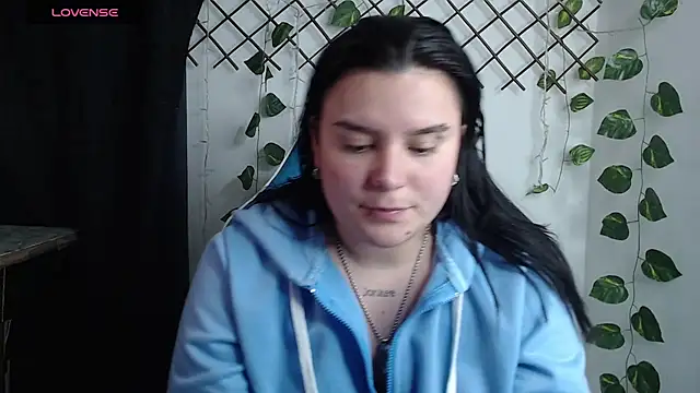 Nika_1_ Live XXX-chat