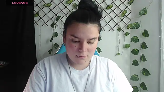 Nika_1_'s Live XXX Chat