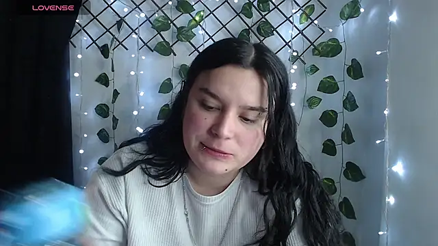 Nika_1_'s Live XXX Chat