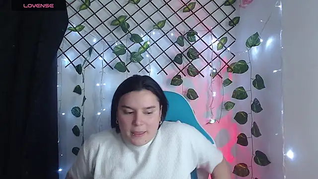 Nika_1_ Chat XXX in diretta