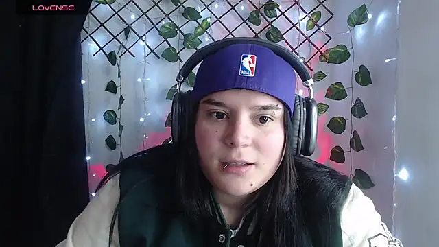 Nika_1_ Chat XXX in diretta