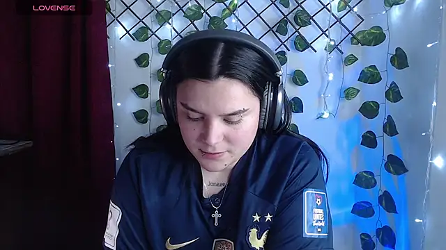 Nika_1_ Chat XXX in diretta