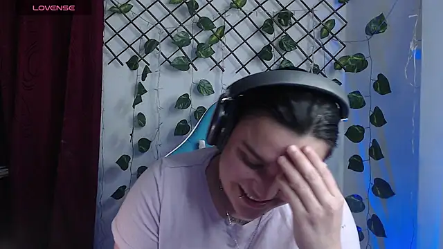Nika_1_'s Live XXX Chat