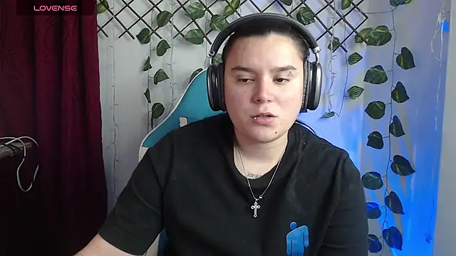Nika_1_'s Live XXX Chat