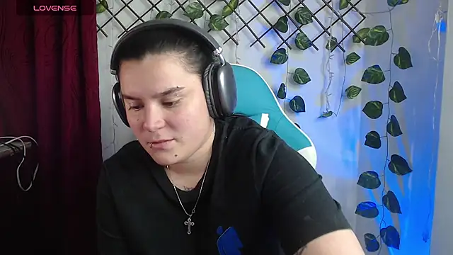 Nika_1_ élő XXX-chatje