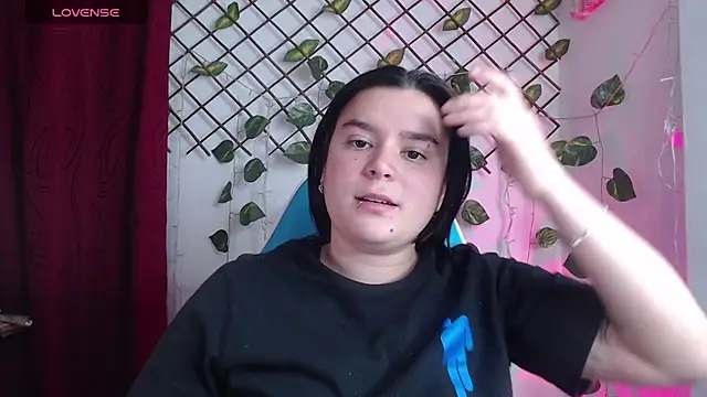 Nika_1_ Chat XXX in diretta