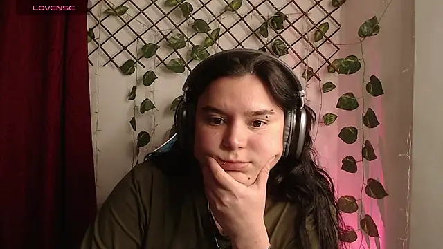 Chat +18 de Nika_1_ ao vivo