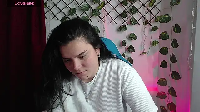 Nika_1_'s Live XXX Chat