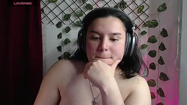 Nika_1_ élő XXX-chatje