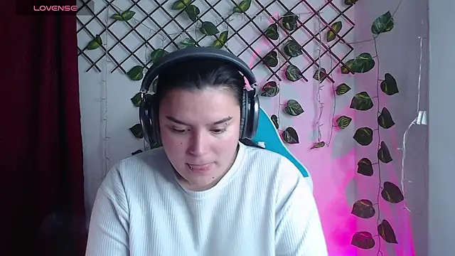 Nika_1_ Webcamshow