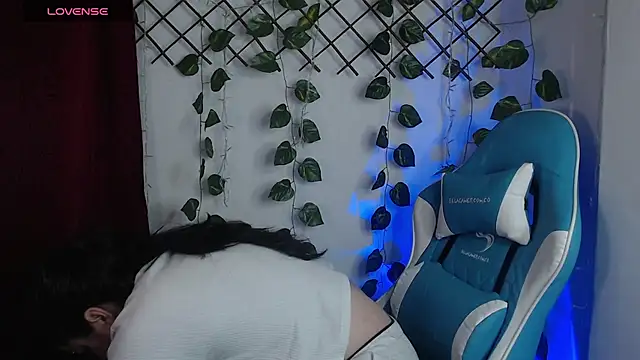 Nika_1_'s Live XXX Chat