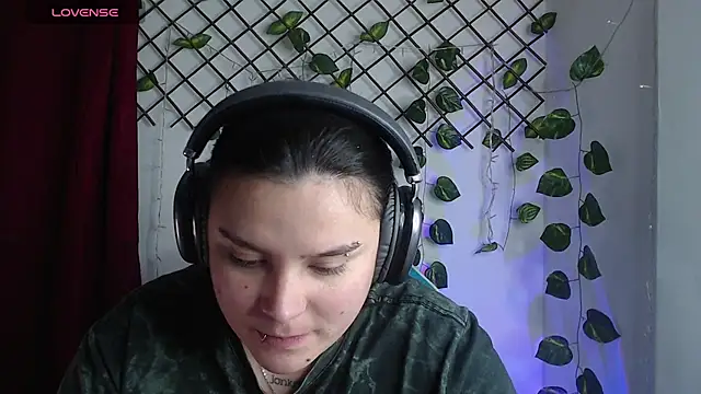 Nika_1_'s Live XXX Chat