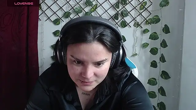 Nika_1_'s Live XXX Chat