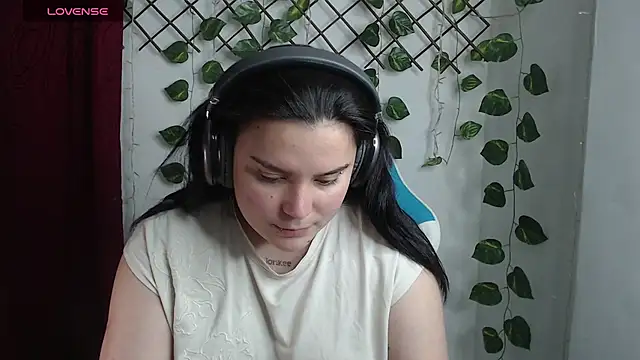 Nika_1_ Show Webcam