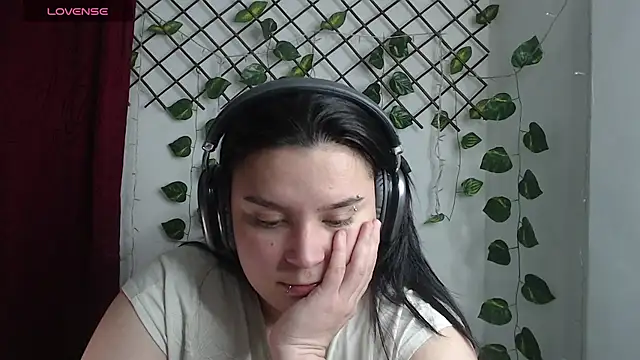 Nika_1_ Webcam-Show