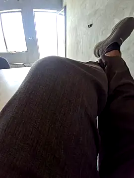 Živý XXX chat menakshiiikaur