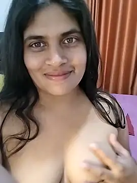 Czat XXX na żywo – Shakeera1