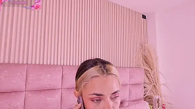 HannaRhodes Webcam-Show