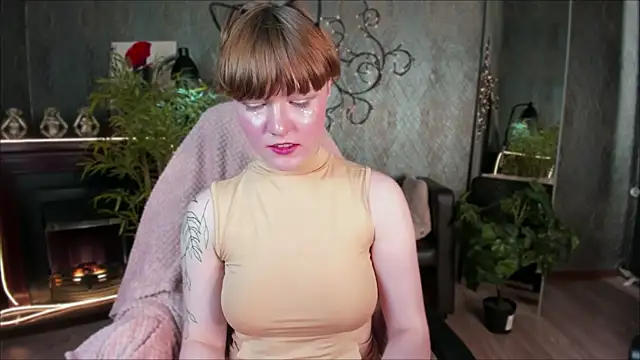 DreamyLuna Chat XXX live