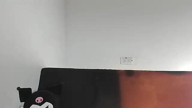 Eirlysx's Live Chat Room