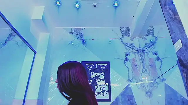 Pertunjukan Kamera Web Isabella_stanford2