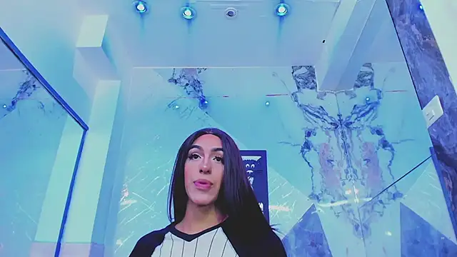Show modela Isabella_stanford2 na web-kameri