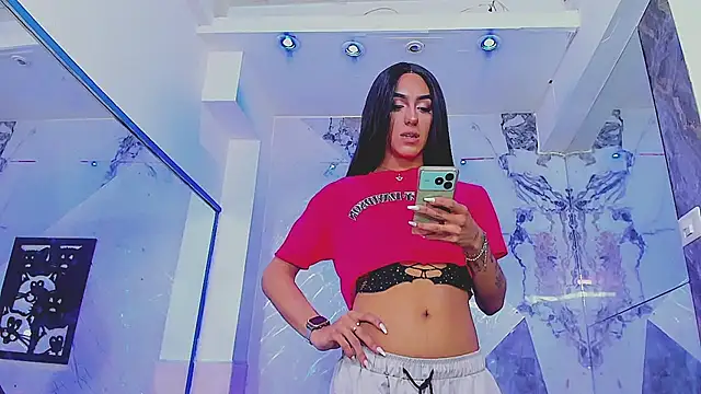 Isabella_stanford2: διαδικτυακό σόου στην κάμερα